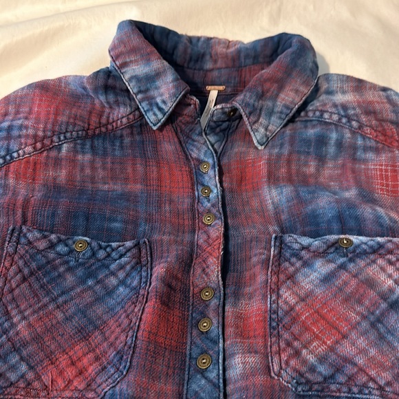 Free People Tops - Free People Women’s Plaid Flannel Button-Down Hi-Low Long-Sleeved Shirt Size XS